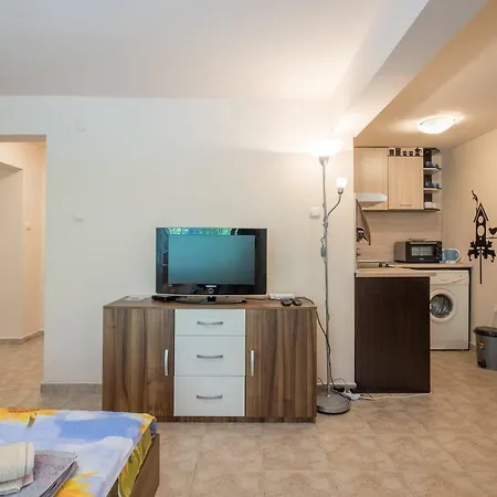 Appartamento Affordable, Clean, Spacious Studio In Center Sofia